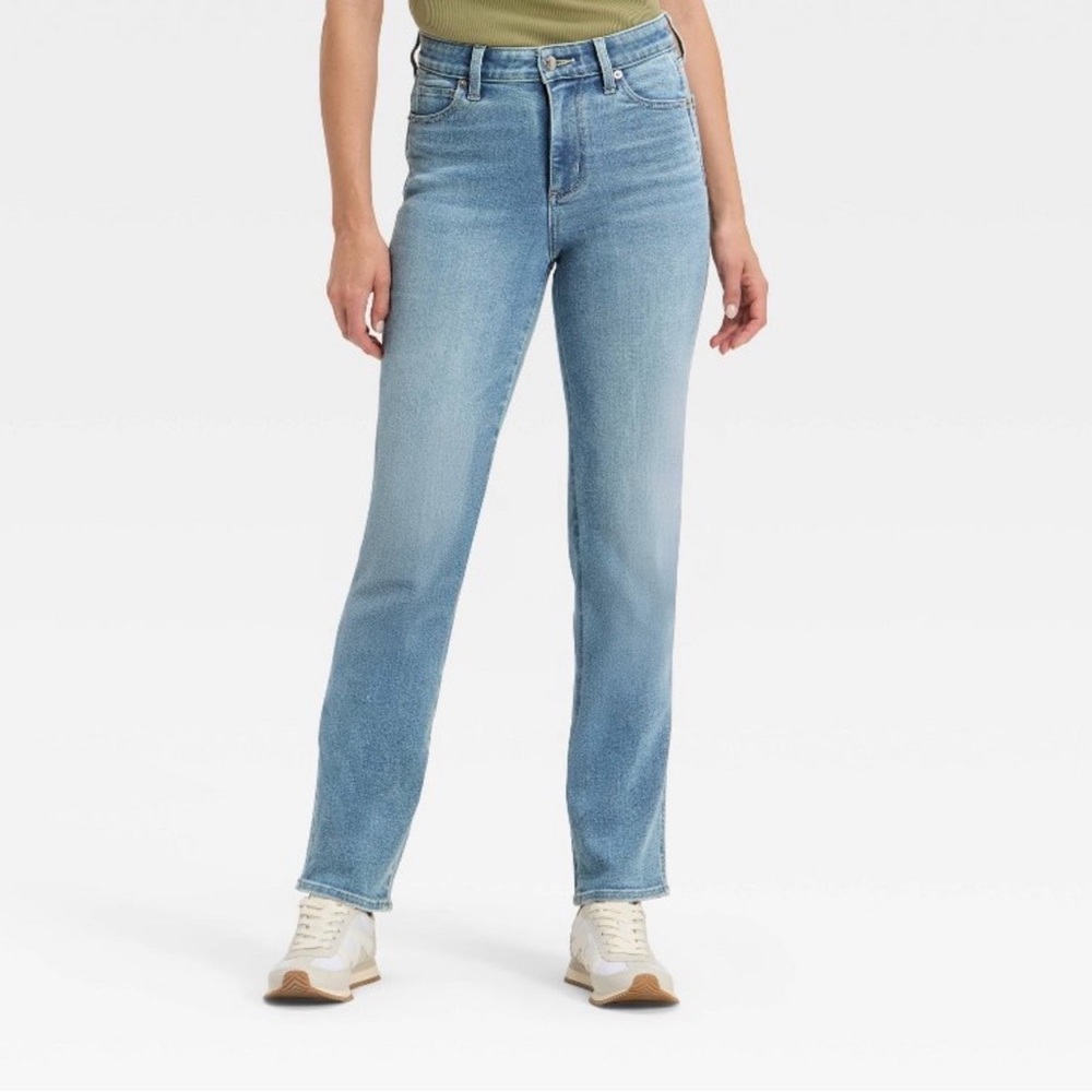 Universal Thread Women’s High Rise Straight Size 32R
